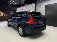 Usado Volvo XC60 Momentum 190 CV (139 kW) 2019 Azul SUV