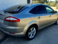 Usado Ford Mondeo Titanium 140 CV (102 kW) 2011 Gris / plata Berlina