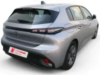 Usado Peugeot 308 Allure 131 CV (96 kW) 2022 Gris