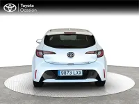 Usado Toyota Corolla Active 122 CV (89 kW) 2022 Blanco Monovolumen