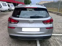 Usado Hyundai i30 116 CV (85 kW) 2021 Gris / plata Familiar