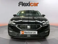 Usado Seat Leon Style 150 HP (110 kW) 2024 Preto Sedan