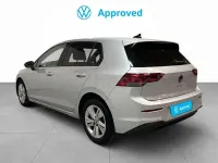 Usado VW Golf VIII 115 CV (84 kW) 2021 Gris / plata Berlina