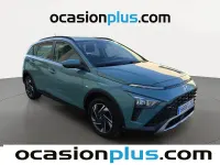 Usado Hyundai Bayon 101 CV (74 kW) 2022 Verde SUV