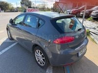 Usado Seat Leon Style 105 CV (77 kW) 2010 Gris / plata Utilitario
