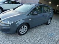 Usado Seat Altea XL Style 105 CV (77 kW) 2010 Gris Monovolumen