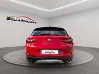 Usado Alfa Romeo Stelvio Executive 190 CV (139 kW) 2019 Rojo SUV