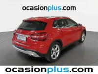 Usado Mercedes GLA180 122 CV (89 kW) 2019 Rojo SUV