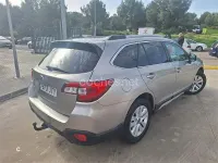 Usado Subaru Outback 150 CV (110 kW) 2017 Beige Familiar