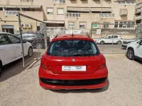 Usado Peugeot 207 90 CV (66 kW) 2008 Rojo Berlina