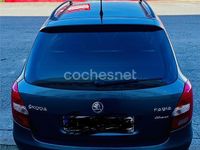 Usado Skoda Fabia Family 86 CV (63 kW) 2014 Gris / plata Berlina