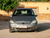 Usado Mercedes A160 Elegance 82 CV (60 kW) 2005 Gris Utilitario