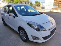 Usado Renault Grand Scénic III 110 CV (80 kW) 2011 Blanco Monovolumen