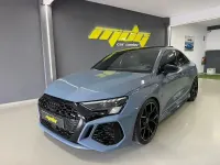 Usado Audi RS3 Premium 400 CV (294 kW) 2021 Gris / plata Berlina