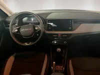Usado Skoda Kamiq Selection 115 CV (84 kW) 2025 Gris / plateado SUV