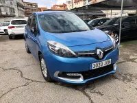Usado Renault Scénic Bose Edition 130 CV (95 kW) 2015 Azul Monovolumen
