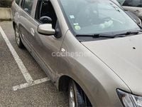 Usado Dacia Logan MCV Lauréate 90 CV (66 kW) 2014 Beige Familiar