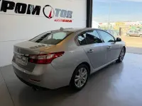Usado Renault Latitude Privilege 150 CV (110 kW) 2011 Gris Berlina