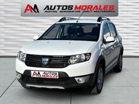 Usado Dacia Sandero Stepway 90 CV (66 kW) 2016 Blanco Utilitario