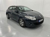Usado Renault Mégane 105 CV (77 kW) 2010 Gris / plata Berlina