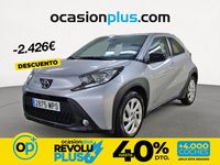 Usado Toyota Aygo X Play 72 CV (52 kW) 2024 Gris SUV