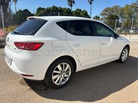Usado Seat Leon Reference 105 CV (77 kW) 2014 Blanco Berlina