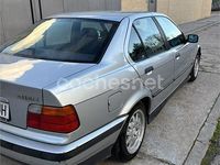 Usado BMW 318 116 CV (85 kW) 1997 Gris / plata Berlina