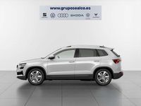 Usado Skoda Karoq Selection 150 CV (110 kW) 2025 Blanco SUV