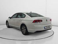 Usado VW Passat 150 CV (110 kW) 2022 Blanco Berlina