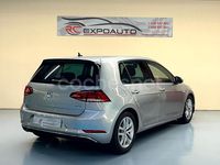 Usado VW Golf VII Advance 130 CV (95 kW) 2019 Gris / plata Berlina