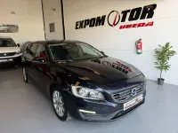 Usado Volvo V60 Kinetic 120 CV (88 kW) 2018 Azul Familiar