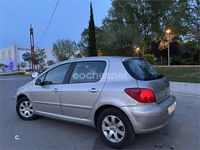 Usado Peugeot 307 90 CV (66 kW) 2006 Gris / plata Berlina
