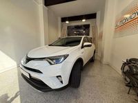 Usado Toyota RAV4 Hybrid Advance 199 CV (146 kW) 2019 Blanco SUV