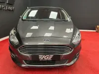 Usado Ford S-MAX Titanium 150 CV (110 kW) 2017 Gris / plata Monovolumen