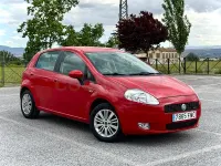 Usado Fiat Grande Punto Dynamic 75 CV (55 kW) 2007 Rojo Utilitario