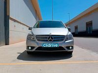 Usado Mercedes B200 156 CV (114 kW) 2012 Gris Monovolumen