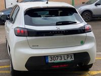 Usado Peugeot 208 Active 100 CV (73 kW) 2021 Blanco Utilitario