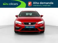 Usado Seat Leon FR 150 CV (110 kW) 2020 Rojo Utilitario