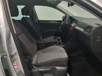Usado VW Tiguan Life 150 CV (110 kW) 2022 Gris plata SUV