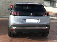 Usado Peugeot 3008 Allure 120 CV (88 kW) 2017 Gris / plata SUV