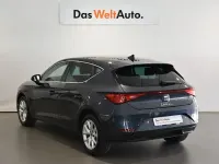 Usado Seat Leon Style 116 CV (85 kW) 2025 Gris/plata
