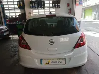 Usado Opel Corsa Selective 85 CV (62 kW) 2013 Blanco Utilitario