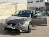 Usado Seat Leon Style 150 CV (110 kW) 2016 Marrón Berlina