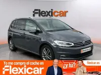 Usado VW Touran 150 CV (110 kW) 2024 Gris / plata Monovolumen