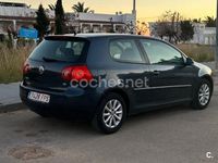 Usado VW Golf V Sportline 102 CV (75 kW) 2007 Azul Berlina