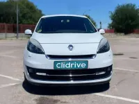 Usado Renault Scénic III Dynamique 131 CV (96 kW) 2013 Blanco Monovolumen