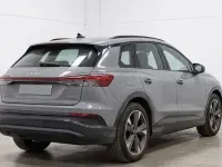 Usado Audi Q4 e-tron S-Line 219 kW (299 CV) 2023 Gris SUV
