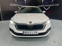 Usado Skoda Octavia Ambition 150 CV (110 kW) 2021 Blanco Berlina