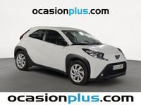 Usado Toyota Aygo X Play 72 CV (52 kW) 2024 Blanco SUV