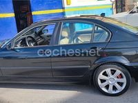 Usado BMW 320 136 CV (100 kW) 2002 Negro Familiar